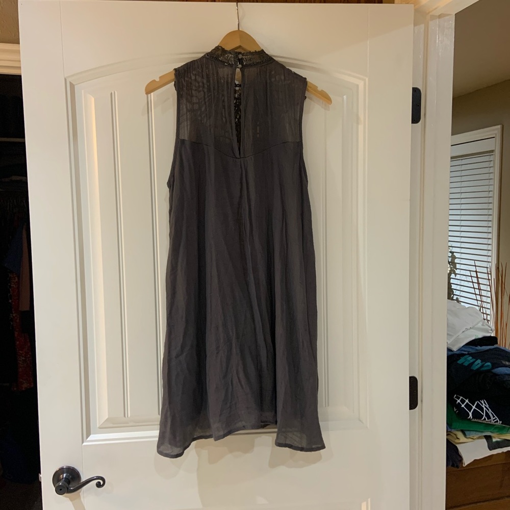 entro gray dress